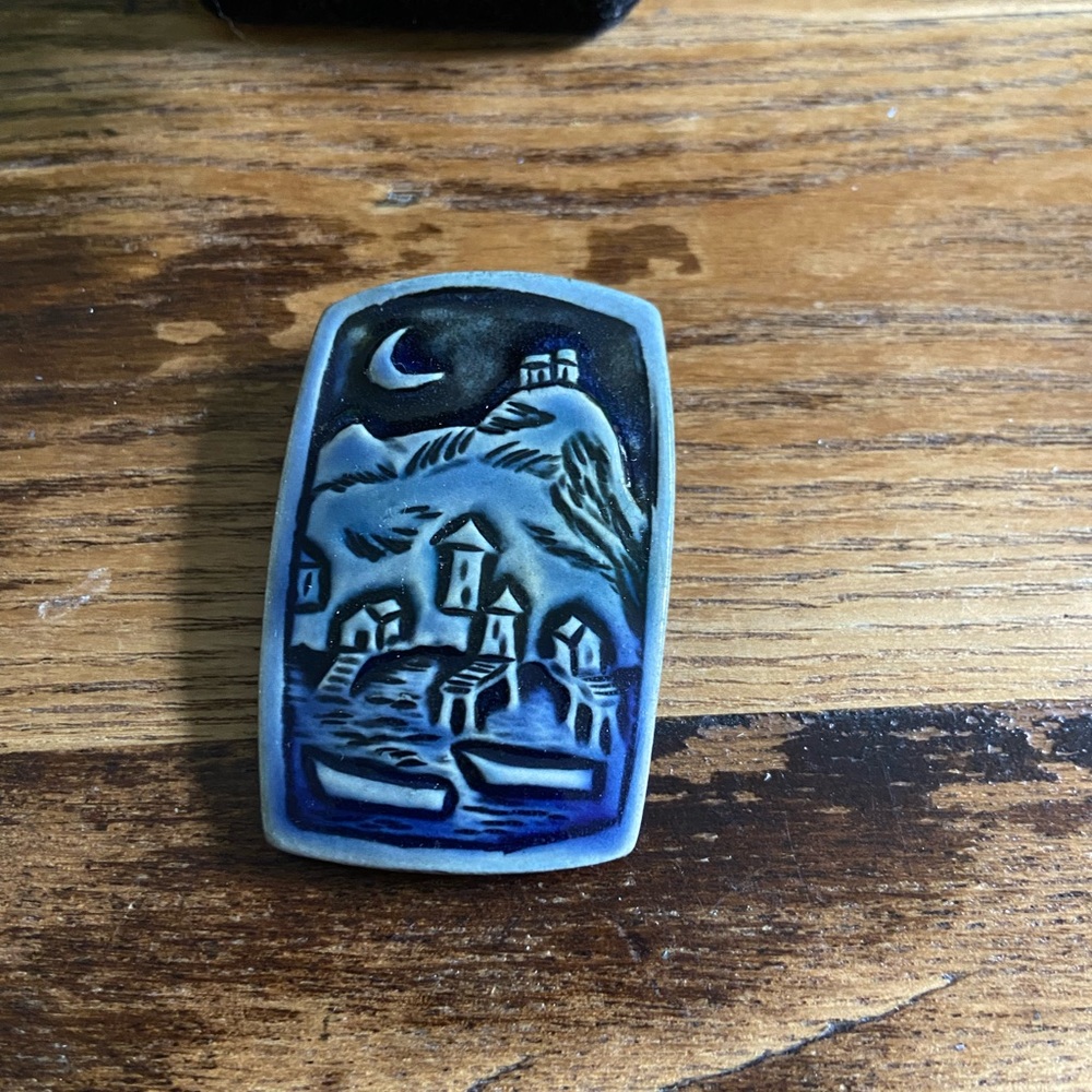 Vintage Brooch